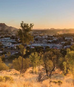 <p><i>Top 10 dog-friendly camping sites</i> around <strong>Australia</strong></p>
