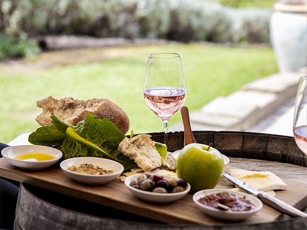 Hit the road to Mudgee (Credit Lowe Wines)