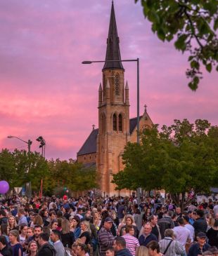 <p><i>The best food and wine holidays</i> in <strong>Australia</strong></p>
