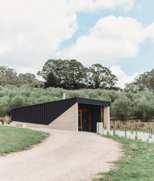 <p><i>The best luxury accommodation</i> in <strong>Orange</strong> <strong>NSW</strong> for a lavish getaway</p>
