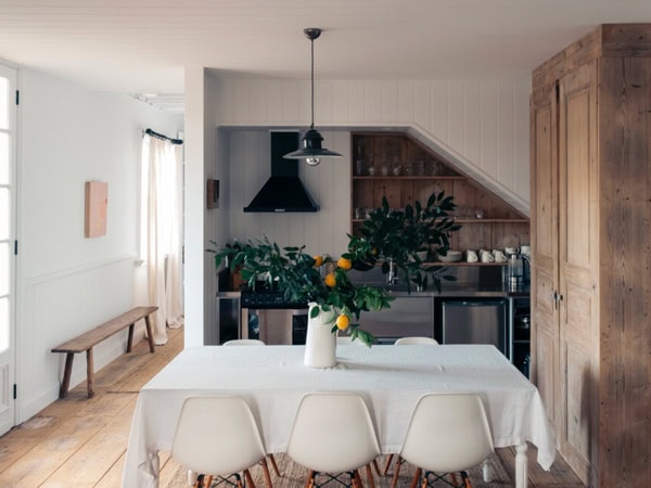 the dining interior of Black Barn Bowral