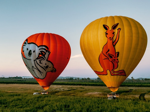 hot air balloons in Cairns