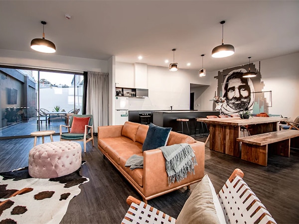 Change Overnight room interiors in Launceston, Tasmania, Australia