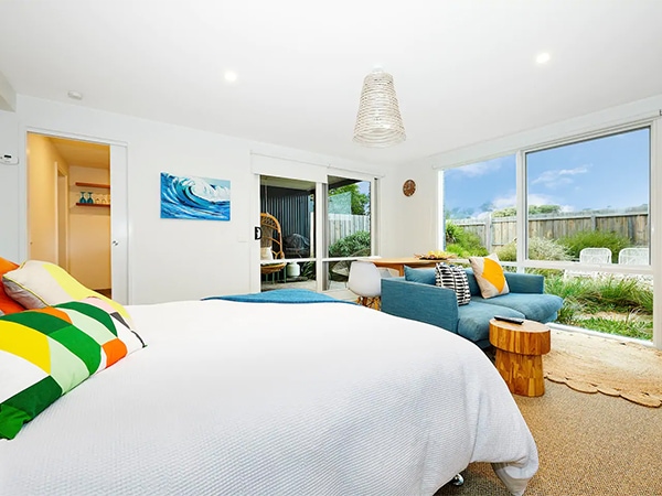 100 Steps to the Beach airbnb