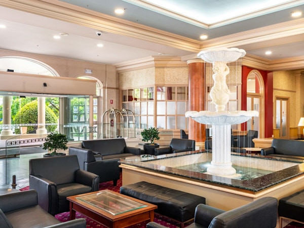 The Hotel Grand Chancellor accommodation foyer in Launceston. 