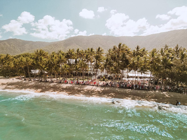 the beachfront Nu Nu restaurant, Port Douglas
