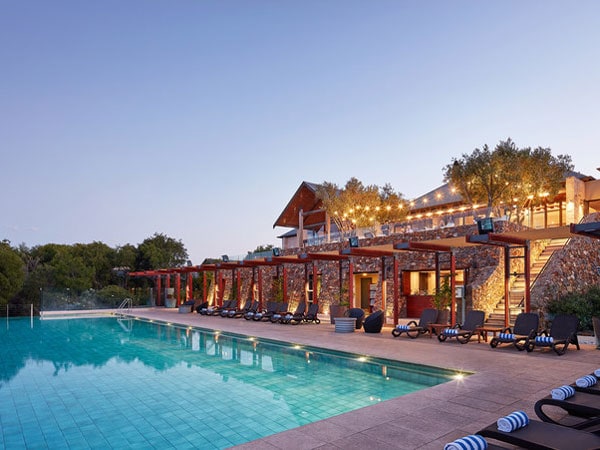 Pullman Bunker Bay Resort pool