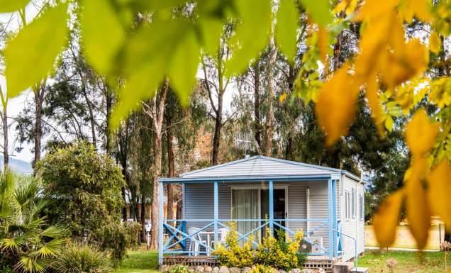 a self-contained cabin at Mudgee Riverside Park