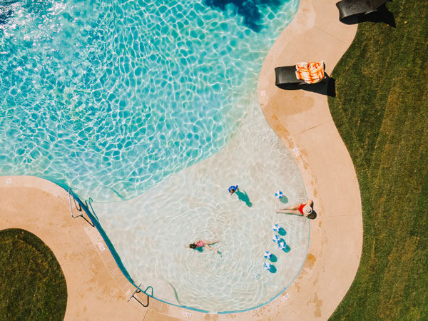 Aerial view of the pool at Discovery Parks Katherine