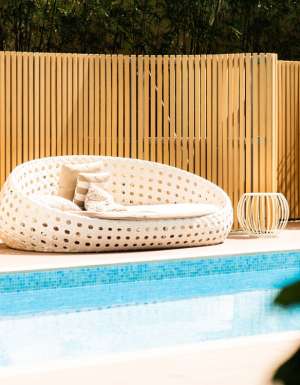 The pool at SKYE Suites Parramatta