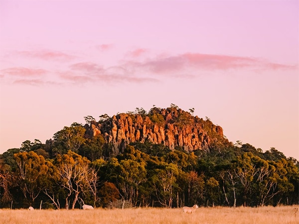 hanging rock mount macedon