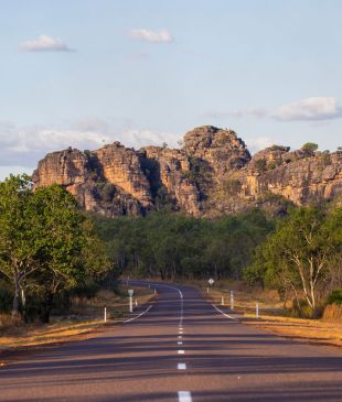 <p><i>How to road trip</i> <strong>Kakadu</strong> and itineraries for visiting</p>
