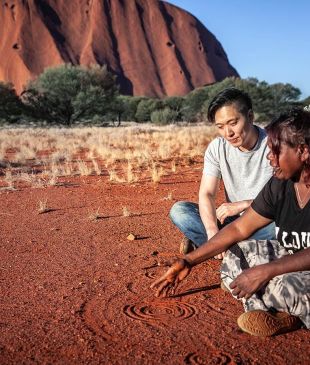 <p><i>8 Aboriginal cultural tours you will love</i> in the <strong>NT</strong></p>
