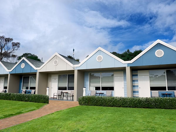 the exterior of Sorrento Beach Motel, Mornington Peninsula
