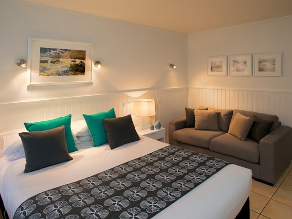 the bedroom at Sorrento Beach Motel, Mornington Peninsula