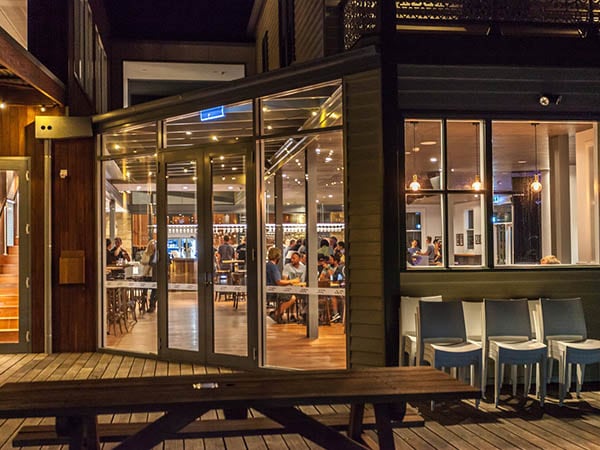 Tathra Hotel, Dining, NSW Australia