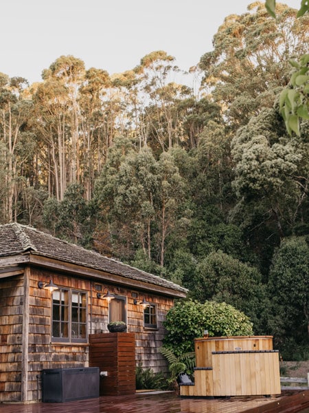 Cedar Cottage hot tub