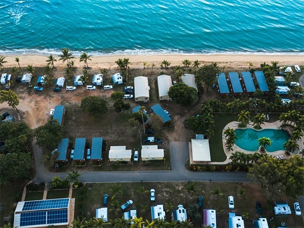 Rollingstone Beach Front Resort 