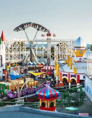 rides and attractions at Luna Park, Melbourne