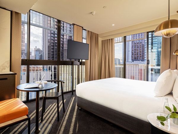 Brady Hotels Jones Lane