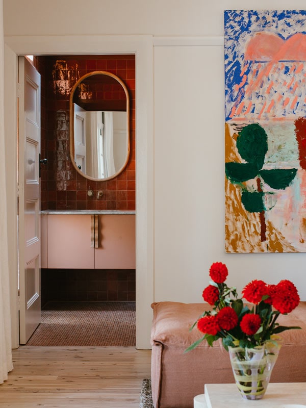 Bathroom and design details of Sona Molong