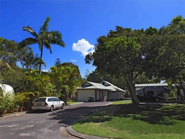 the property exterior of Suffolk Beachfront Holiday Park in Byron Bay