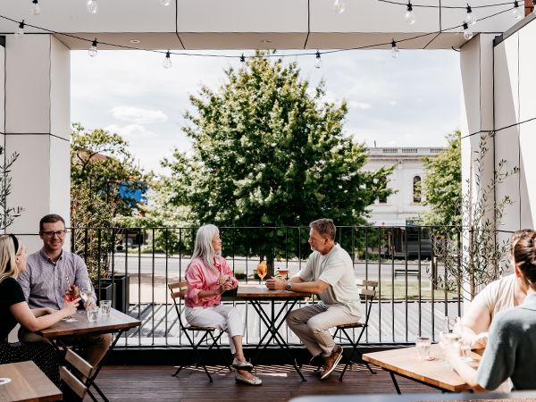 Ellington’s Wine Bar & Rooftop