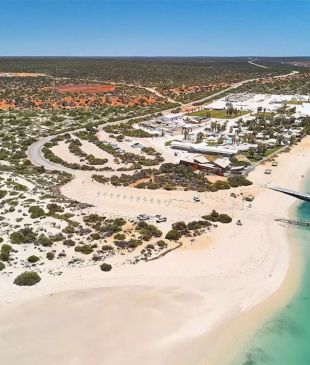 <p><i>The best campsites</i> in <strong>Australia</strong> with a view</p>
