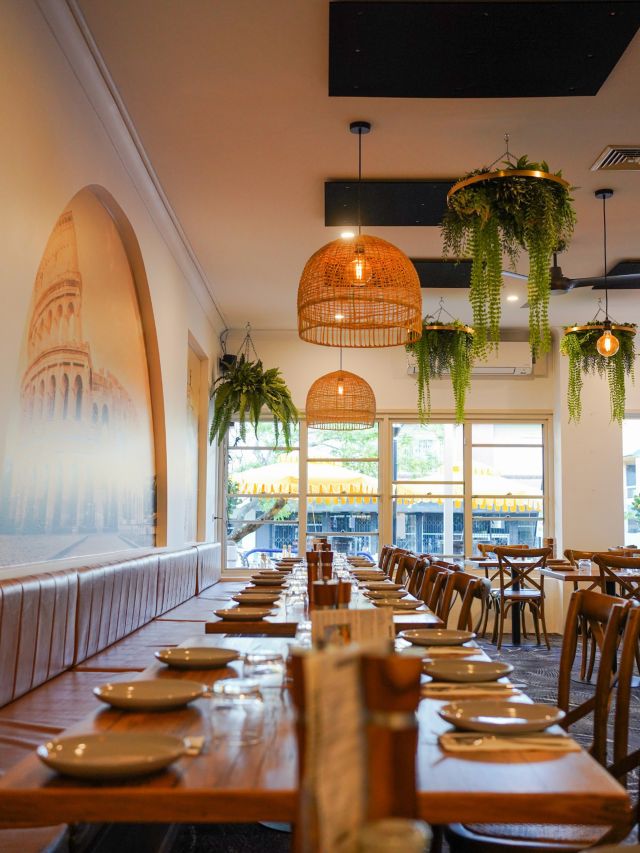 dining at Peter Eva Gusto Italiano, Jervis Bay