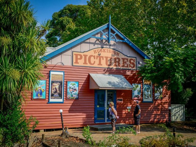 Huskisson Pictures, Jervis Bay