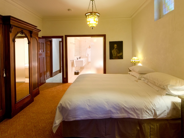 Broken Hill Church Stay