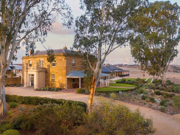 Kingsford's exterior