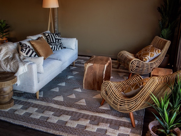 Kings Canyon earthy interior.