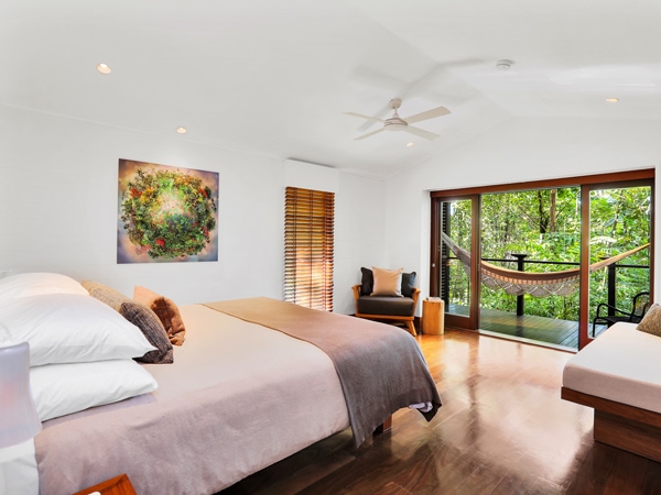 Silky Contemporary Suite