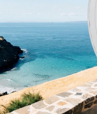 <p><i>Unique eco-friendly nature stays</i></p>
