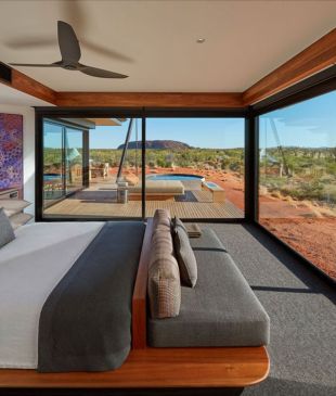 <p><i>Unique stays</i> in the <strong>Northern Territory</strong></p>

