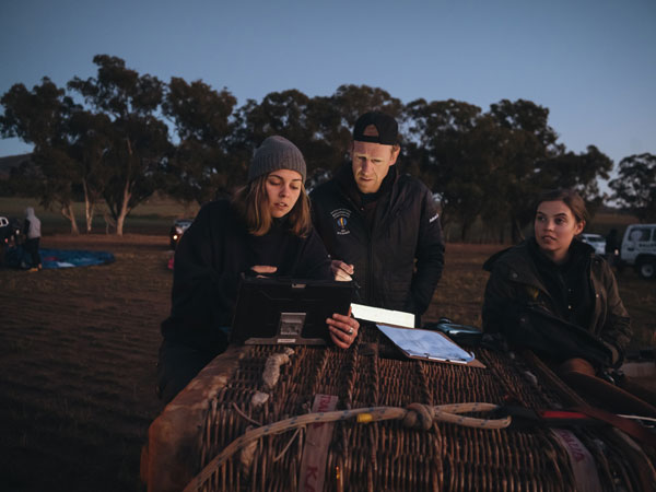 Hot air balloon pilot Georgia Croft getting ready to take off