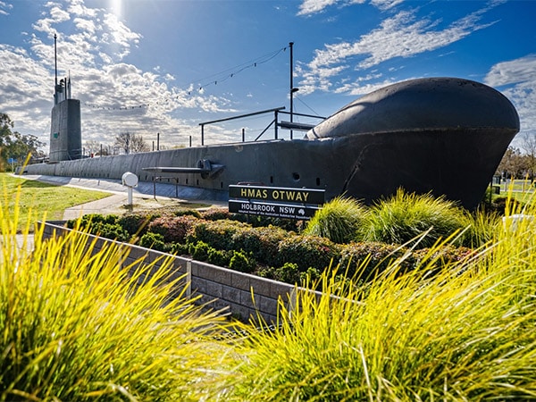 Houlbrook submarine statue