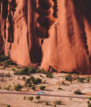 <p><i>Australia&#8217;s greatest attractions</i> you can&#8217;t find anywhere else</p>
