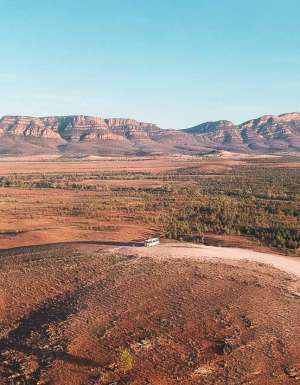 Wilpena Pound hero outback