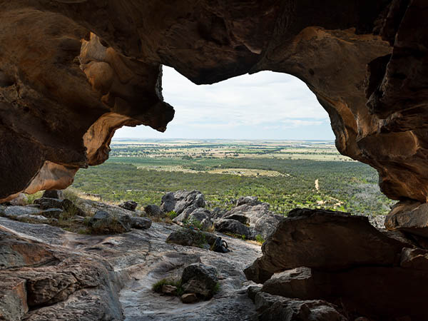Hollow Mountain walk Grampians Victoria