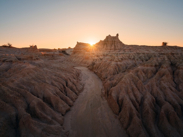 A scenic sand formation (lunette) in the UNESCO World Heritage-Listed Mungo National Park. (Image: Destination NSW and Daniel Tran)