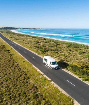 <p><i>Pick the perfect campervan</i> or motorhome for an unforgettable road trip</p>
