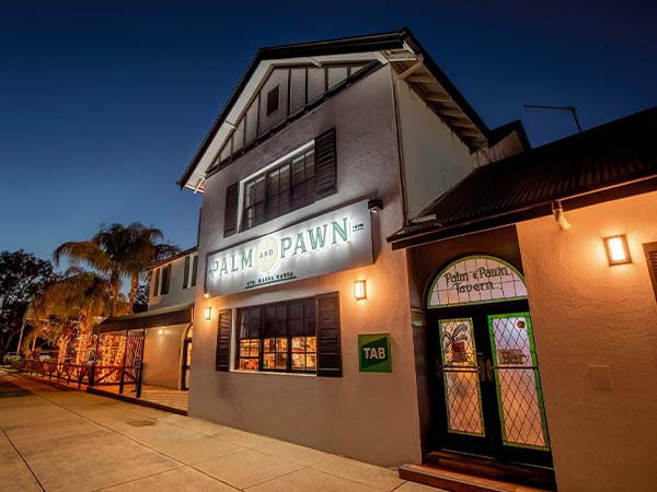 Palm and Pawn Motor Inn Tavern, Wagga Wagga, NSW, Australia
