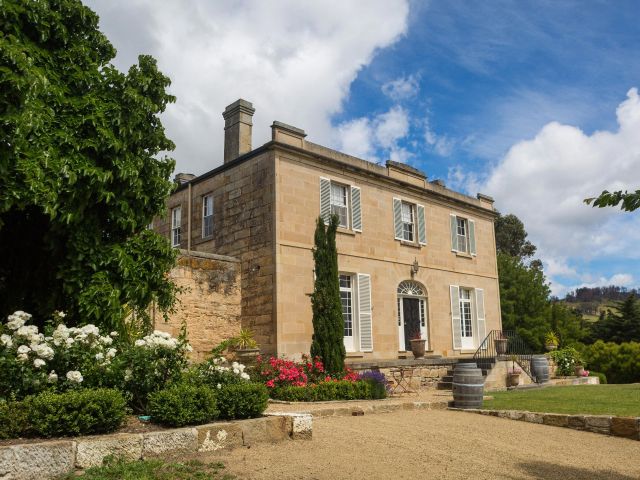 Pooley Wines tasmania