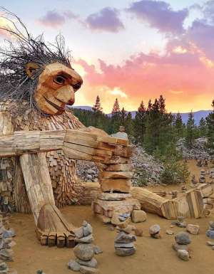 (Image: Thomas Dambo)