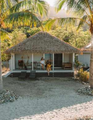An exterior shot of Elysian Retreat. (Image: Tourism and Events Queensland)