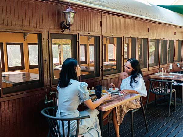 Glasshouse Mountains Eco Lodge, Sunshine Coast, QLD