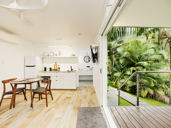 the kitchen and dining at Mist Eco-Lodge, Cape Tribulation