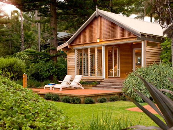 Exterior of Kim's Beachside Retreat in Central Coast, Australia